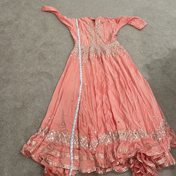 Indian dress - Picture 6 of 11